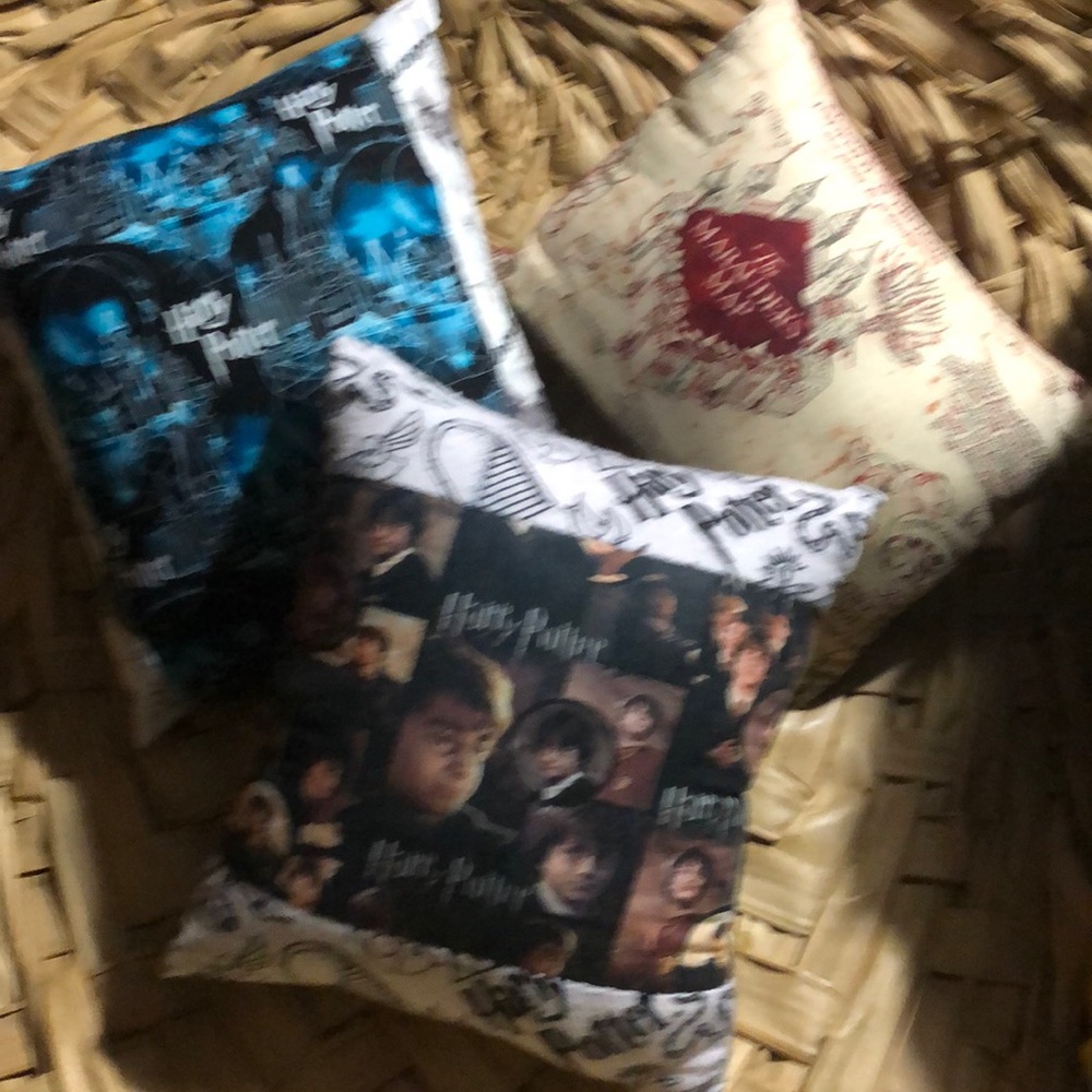 Set of 3 small Harry Potter pillows